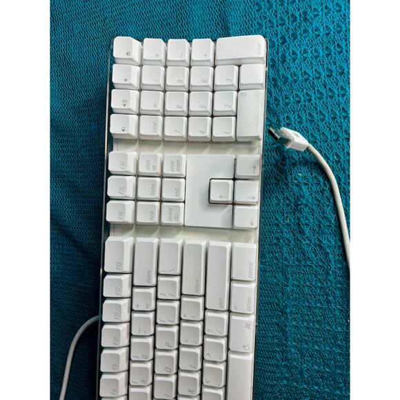 apple keyboard M9034LL/A white clear wired USB - Picture 3 of 12